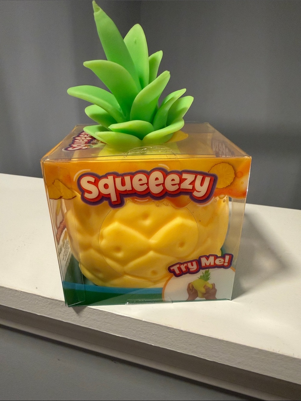 Squeezy Pineapple Squishy Toy - Yellow & Green